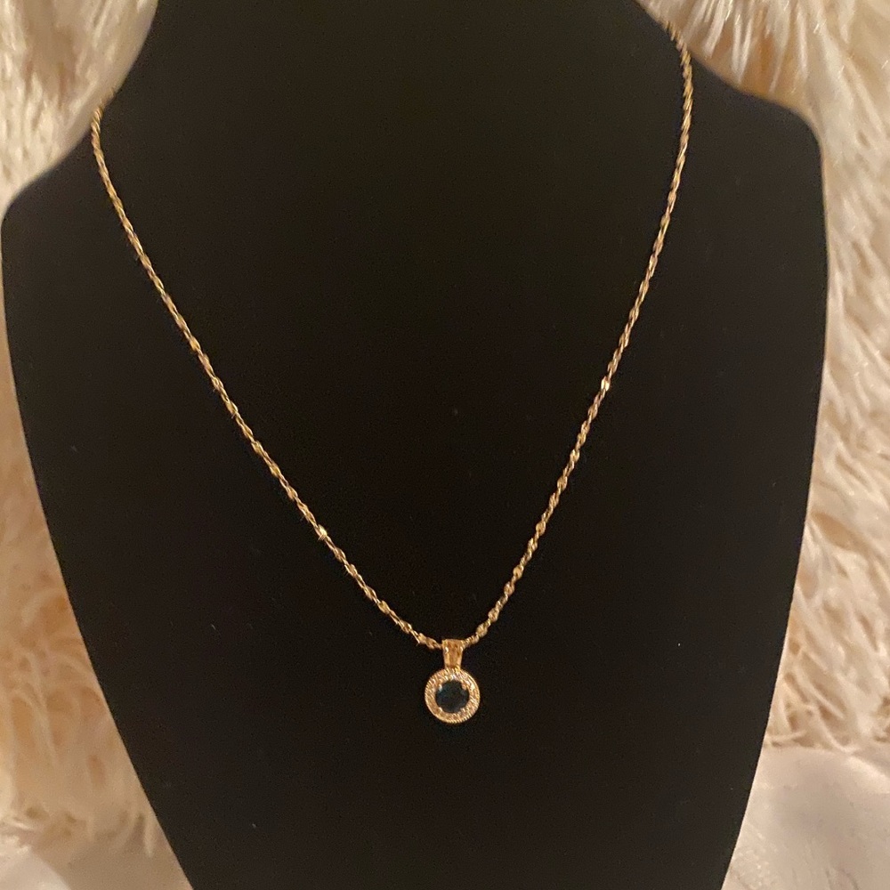 🆕Cristal Halo pendant Necklace